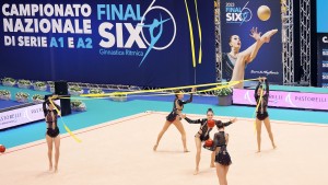 esibizioni sq2 farfalle ph simone ferraro sfa08274 copia